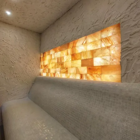 Monarch Relax And Apartment *